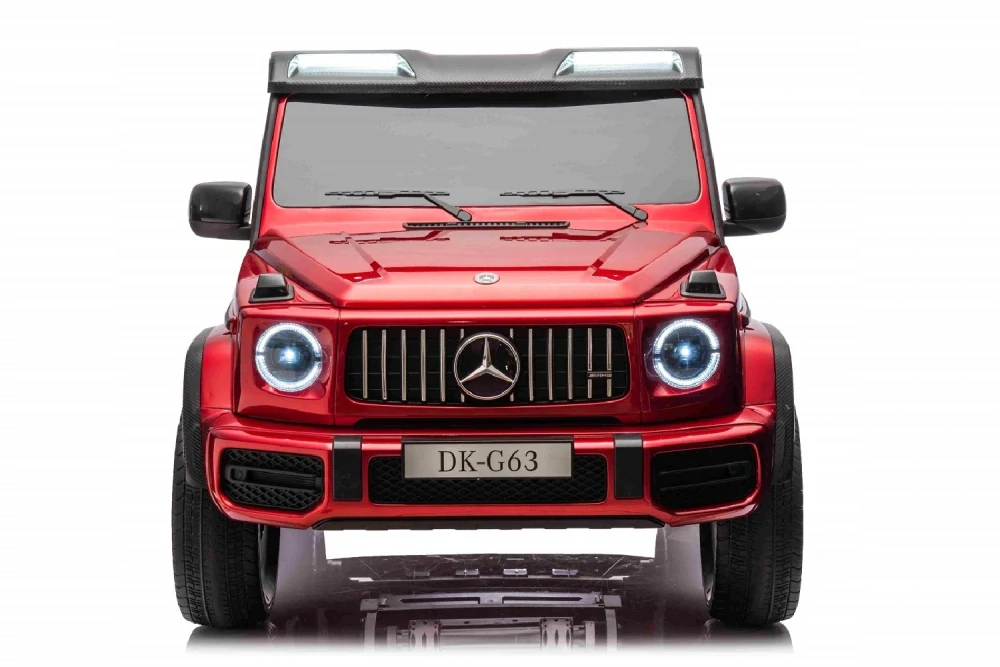 Dvoumístný džíp Mercedes G63 AMG 4x4, vínová metalíza