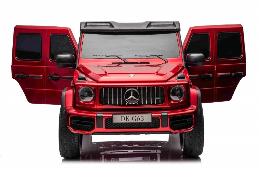 Dvoumístný džíp Mercedes G63 AMG 4x4, vínová metalíza