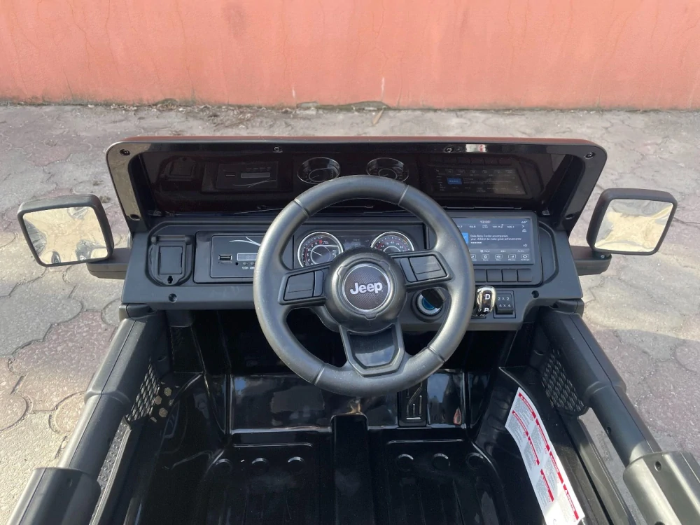 Zelené elektrické autíčko Jeep Wrangler 4x4 s lithiovou baterií