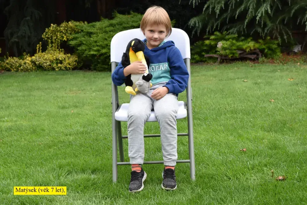 Plyšový roztomilý tučňák maminka s mládětem, výška 30cm